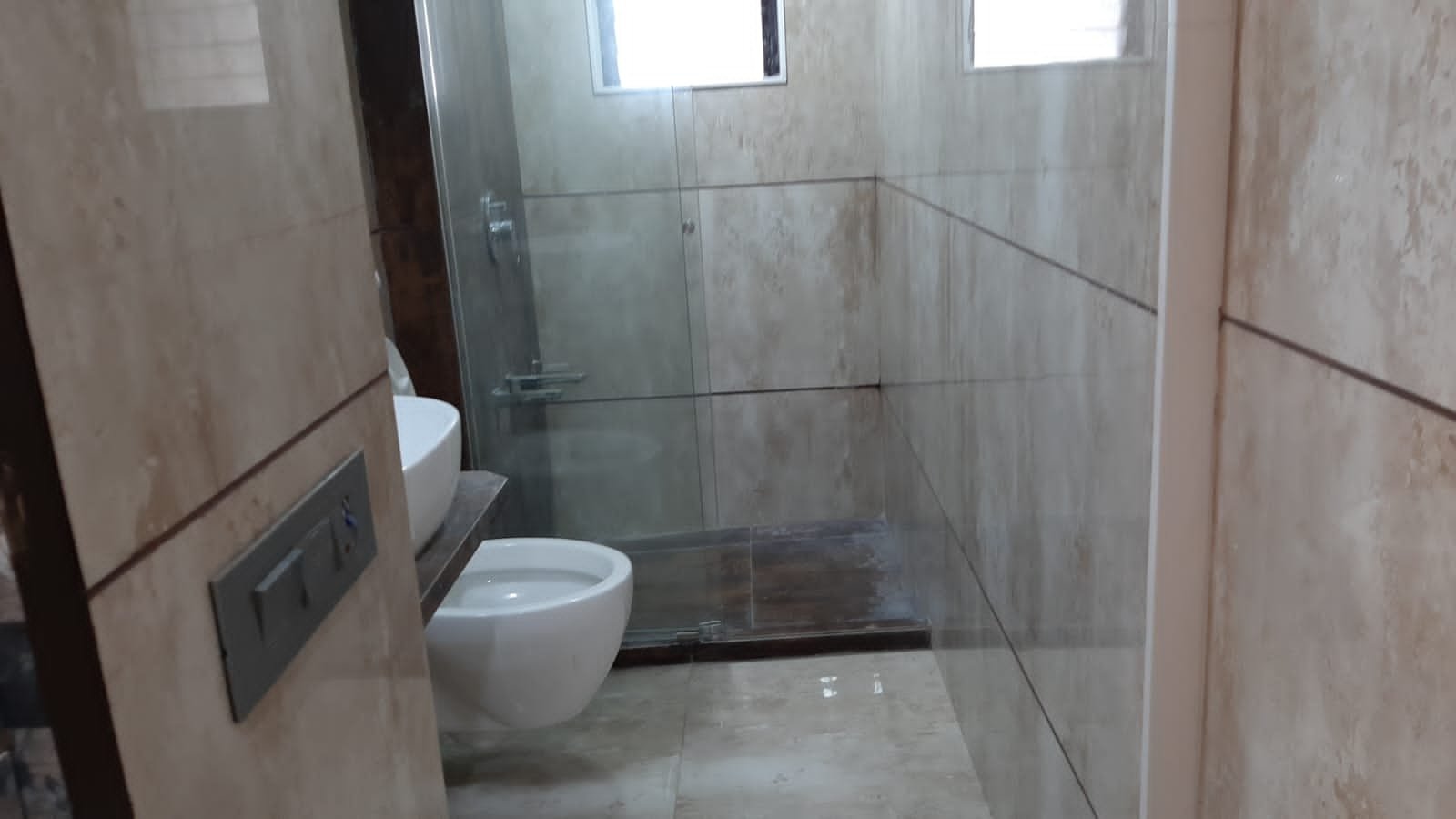 Available 3 BHK flat for Sale in Malad West,Liberty Garden.