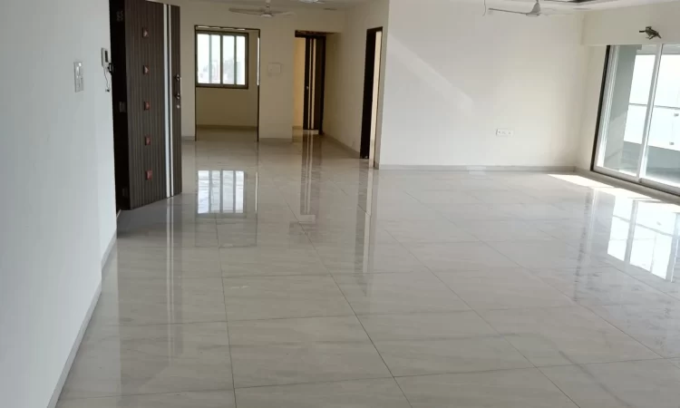 5 bhk flat for Sale in Borivali West Link Road