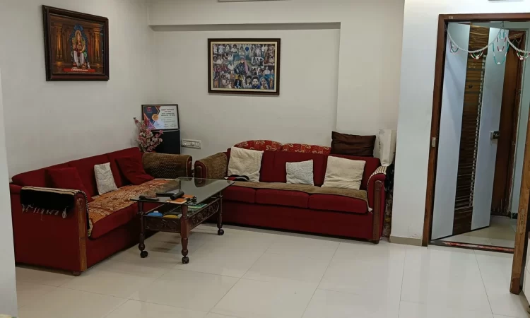 2 bhk furnished flat for Sale in Borivali West